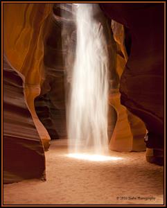 Upper Antelope Canyon Light Beam.jpg